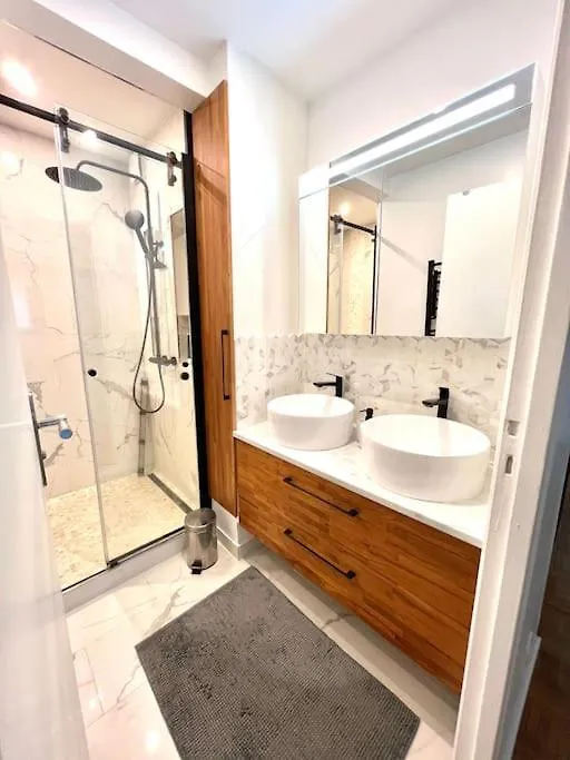 Apartament Cosy Pres De La Seine Paryż